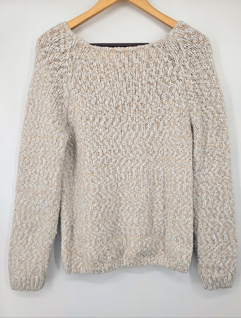 Buffalo David Bitton Women’s L Oatmeal Boucle Marled Knit Raglan Sweater - Picture 2 of 5